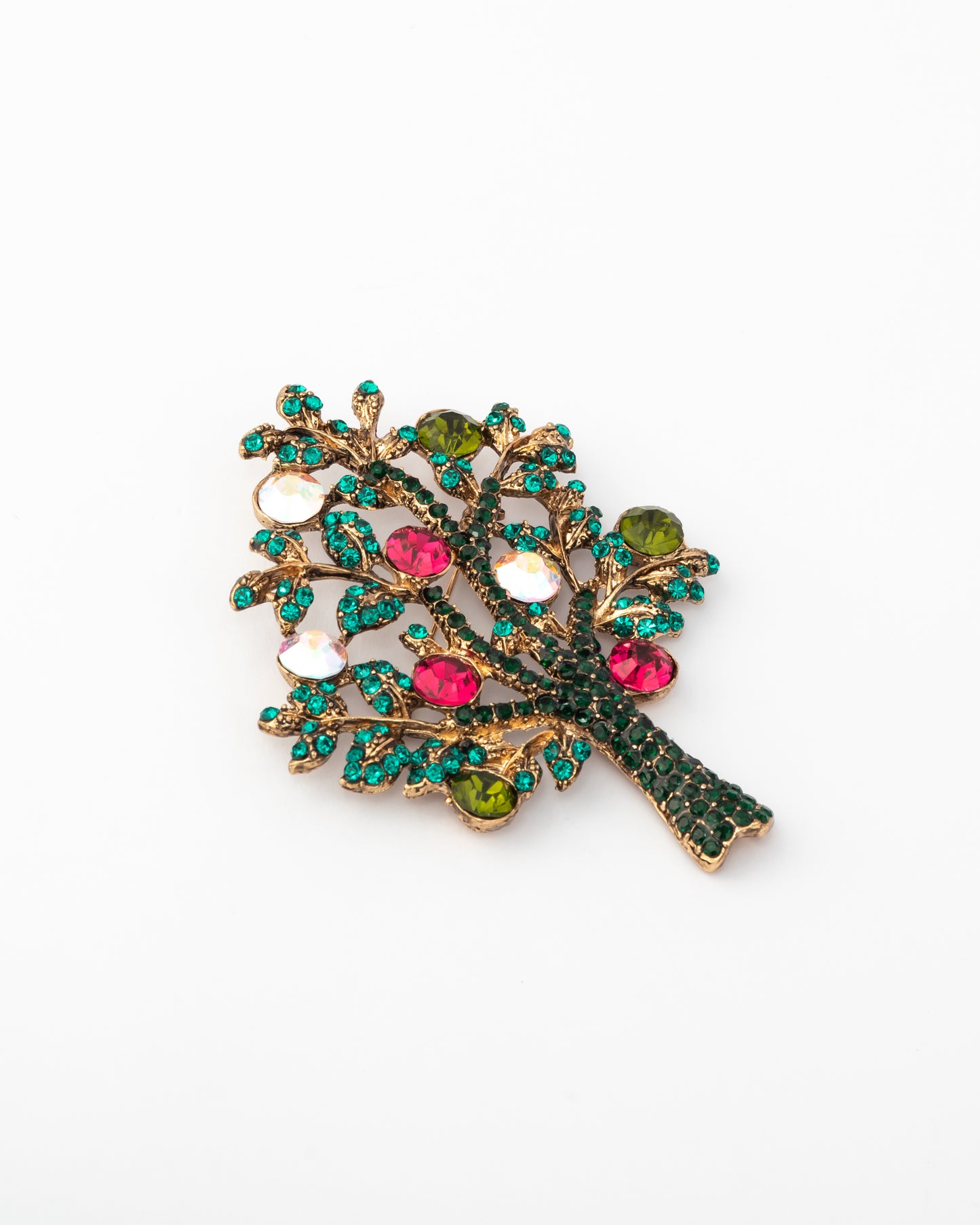 The crystal canopy brooch