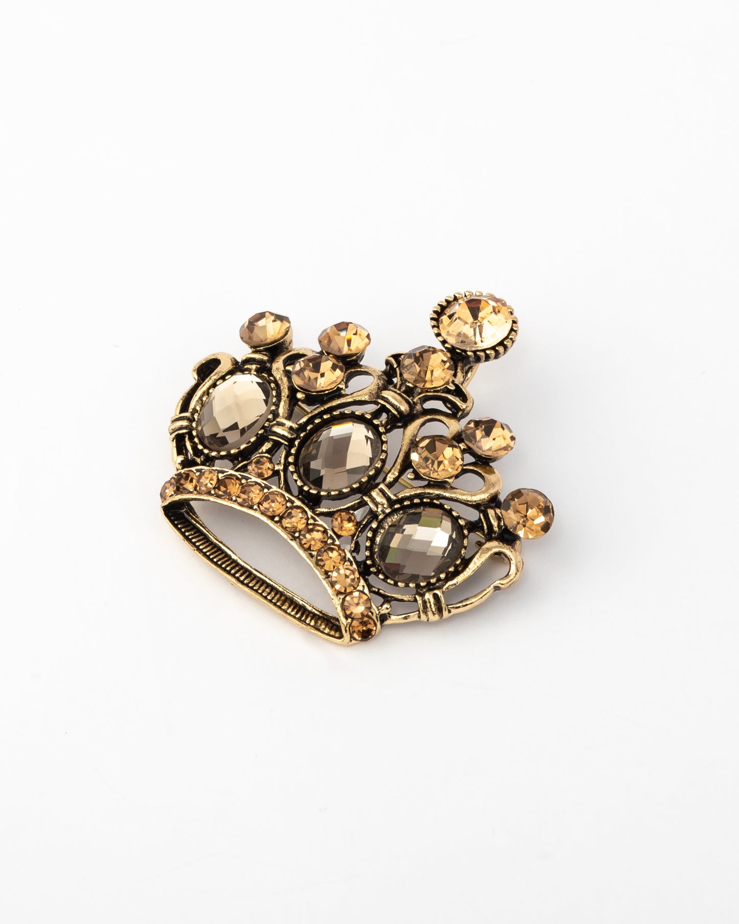 The gilded glory brooch